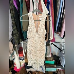 Astr lace dress, never worn with tags